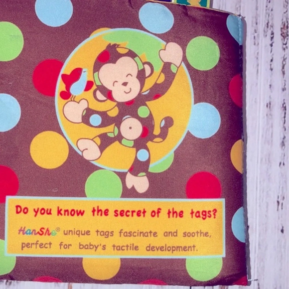 Hanshe baby soft crinkle book - Picture 7 of 9